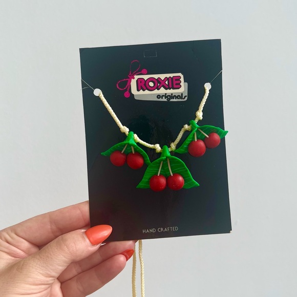 Vintage Jewelry - 80s-90s Vintage 🍒 Roxie Originals Handcrafted Cherry Necklace